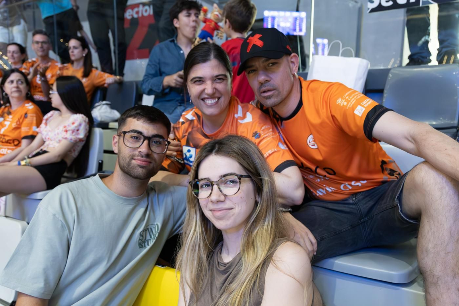 Las gradas del Olivo Arena en las semis de la Copa del Rey de balonmano, en imágenes