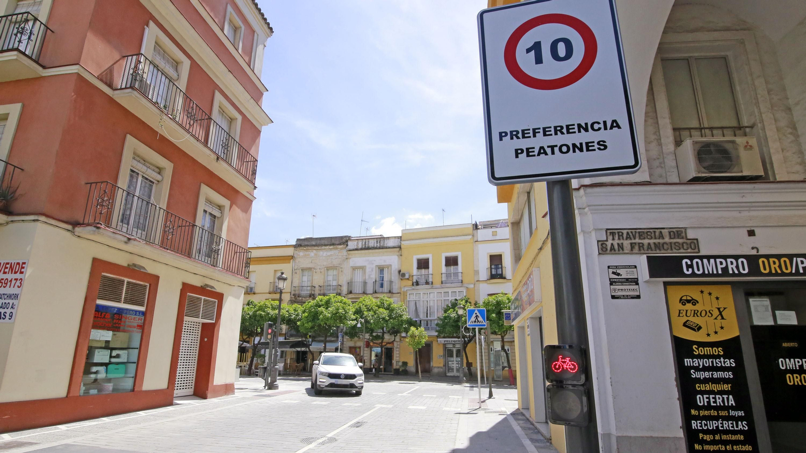 Imágenes de la apertura al tráfico de las calles Corredera, plaza Esteve, Santa María y Cerrón.