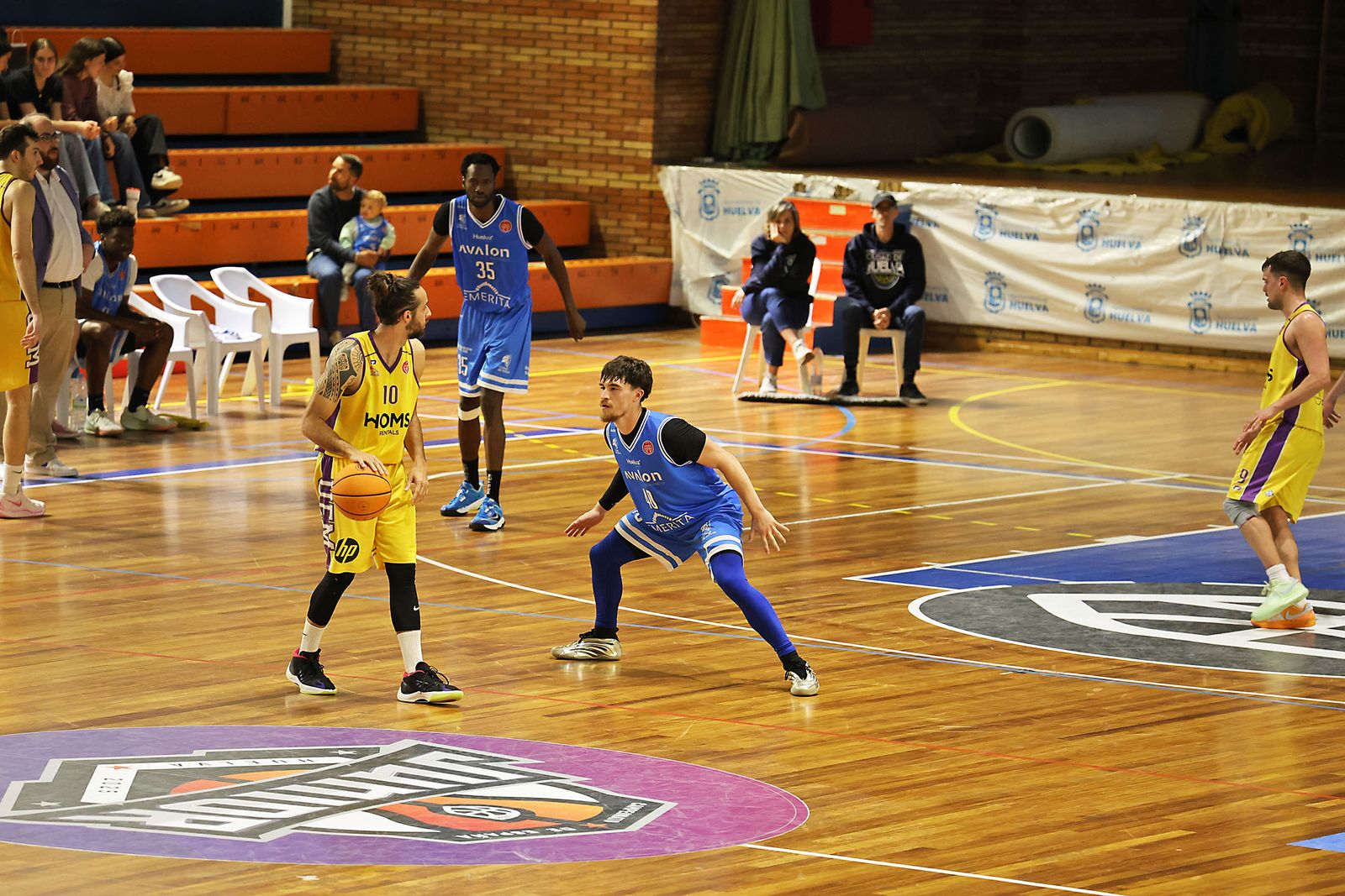 Las imágenes del partido de vuelta entre el Ciudad de Huelvay el Homs UE Mataró