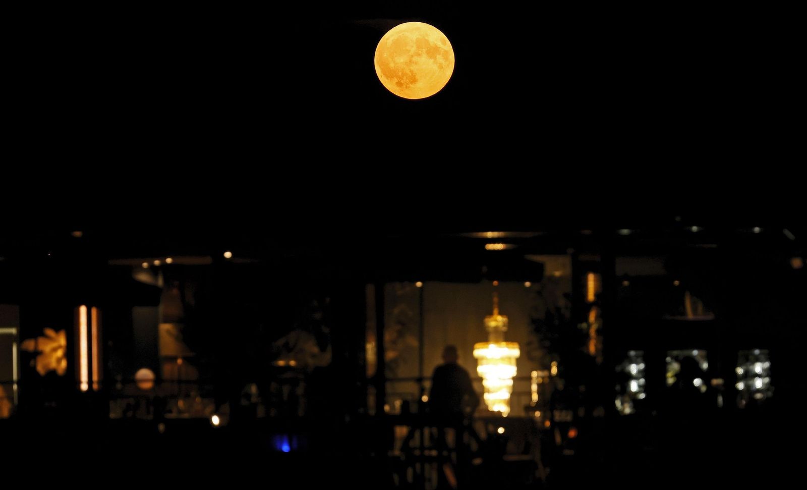 La Superluna azul captada en diferentes partes del planeta: un disfrute visual de la Luna del Esturión