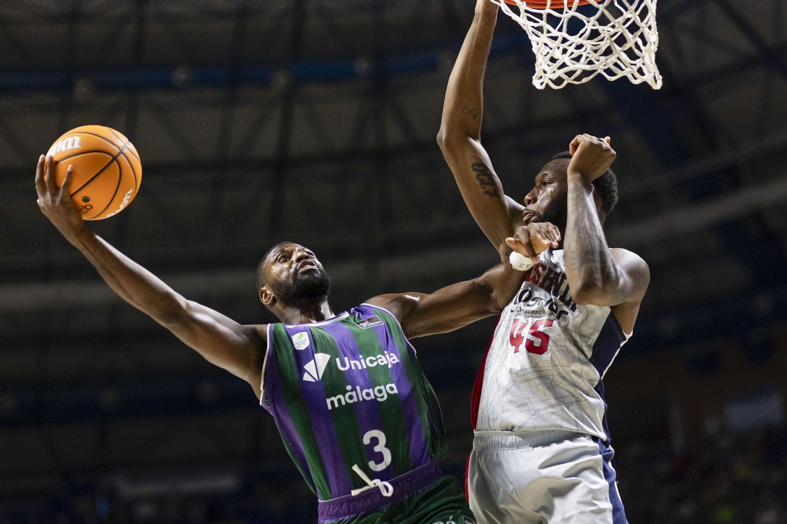 Melvin Ejim, sus cuatro años y seis títulos en Málaga