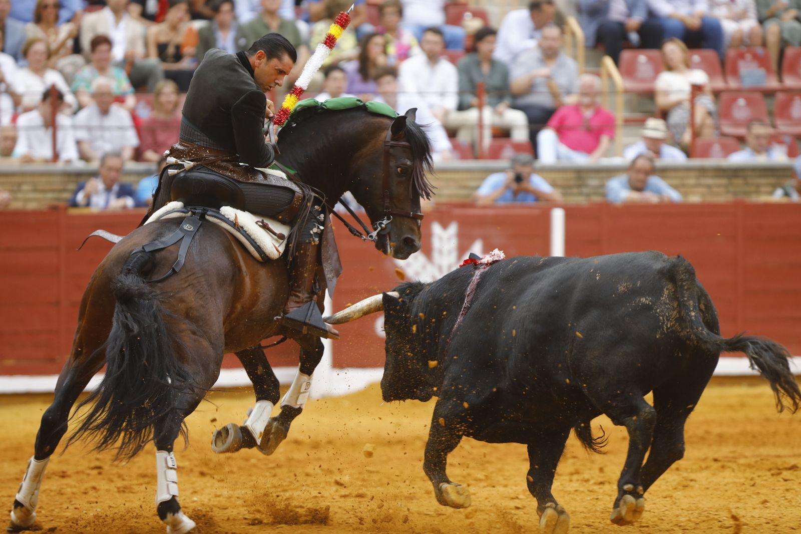 La corrida mixta de Diego Ventura, Morante de la Puebla y Pablo Aguado en Córdoba, en imágenes