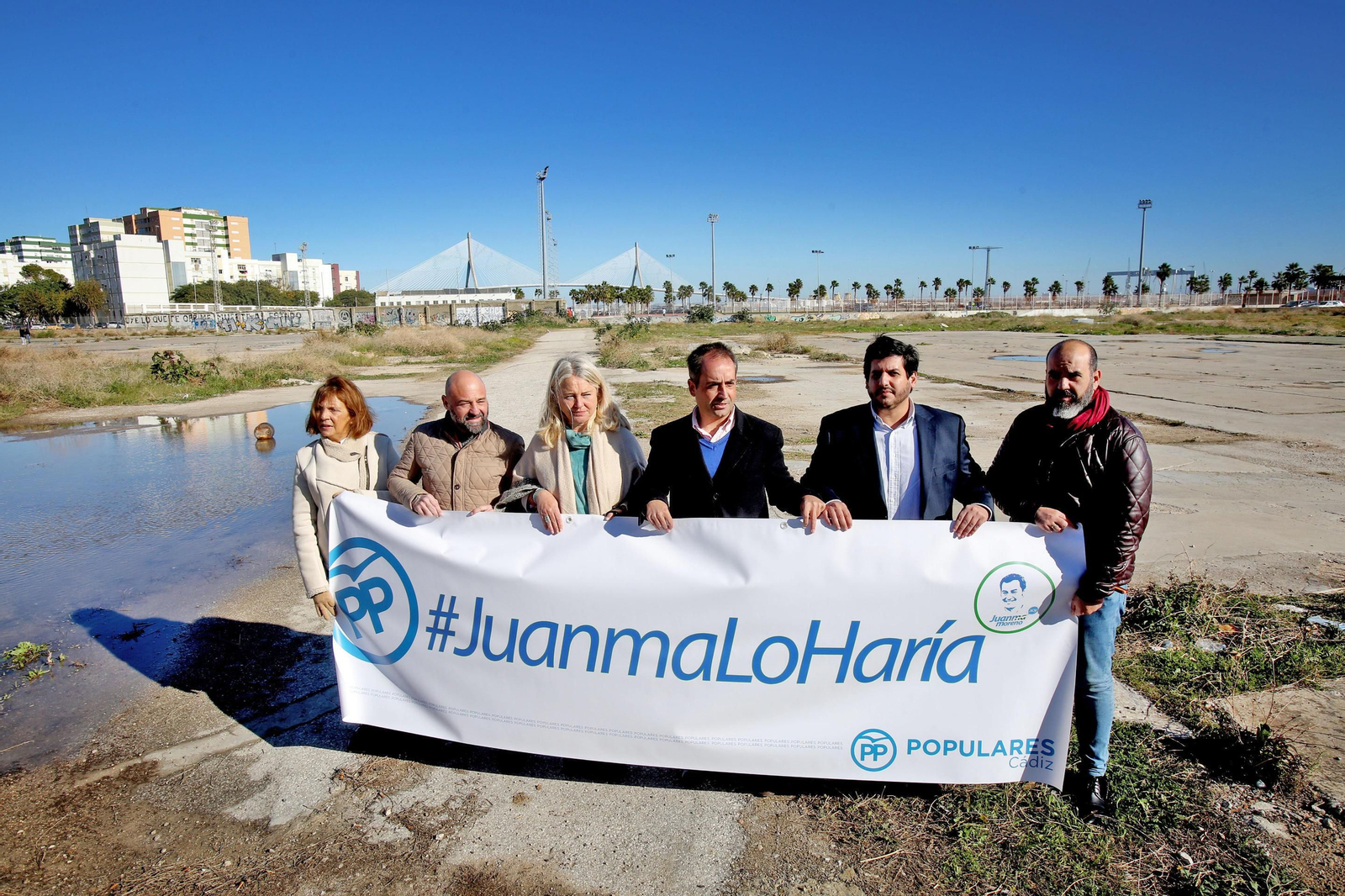 Dirigentes del PP defendiendo en 2019 la construcción del nuevo hospital de Cádiz. Dirigentes del PP defendiendo en 2019 la construcción del nuevo hospital de Cádiz.