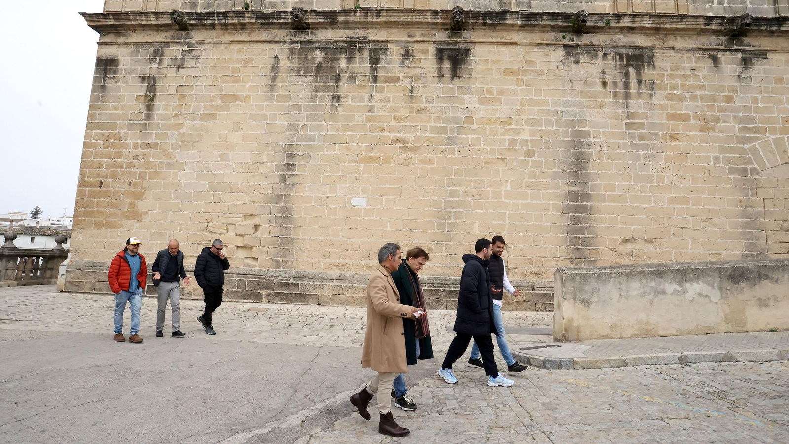 Visita a Jerez de famosos y artistas con el empresario José Luis López y Mamen Sánchez