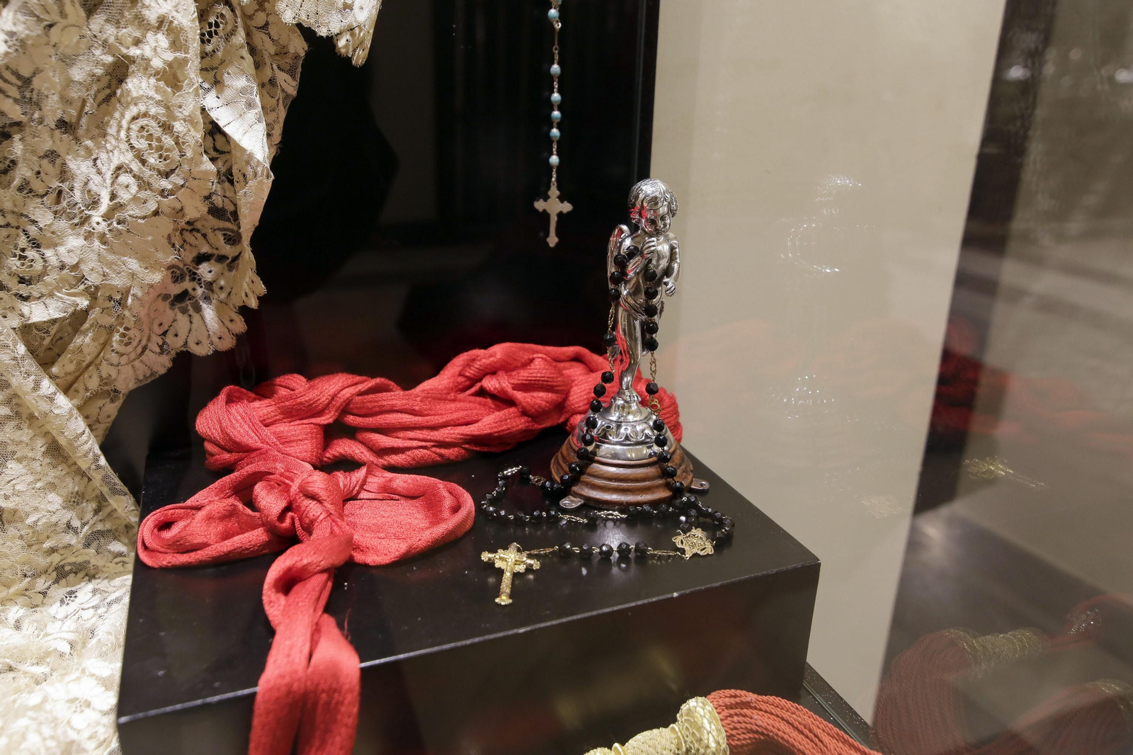 Inauguración de la exposición del Prendimiento en la sala De Profundis en los Claustros de Santo Domingo