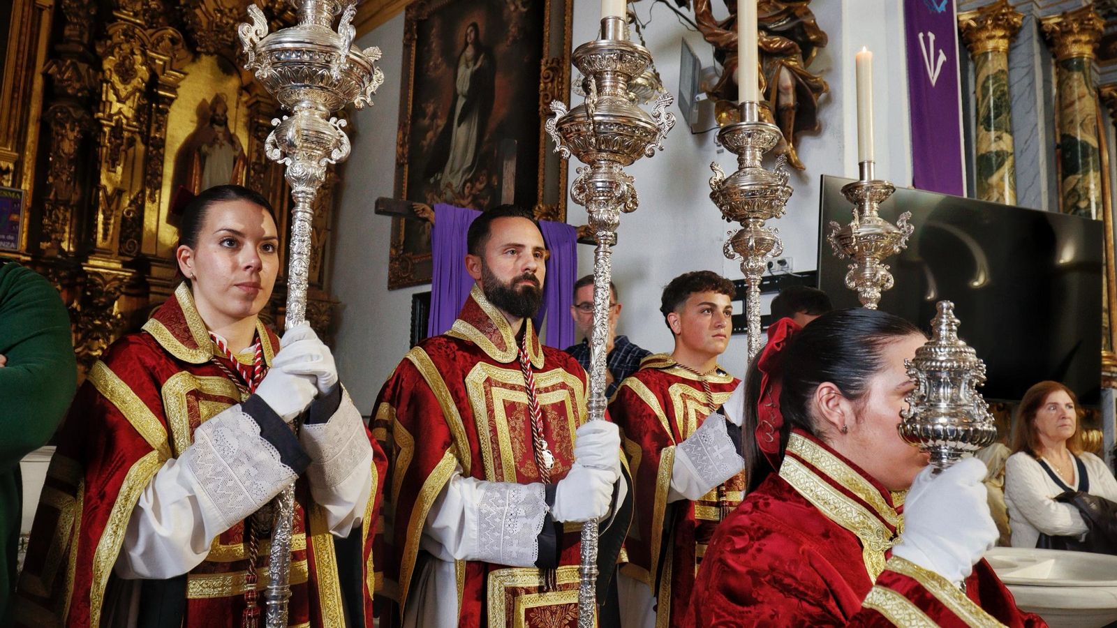 Imágenes de la salida de Humildad y Paciencia en la Semana Santa de Chiclana 2025