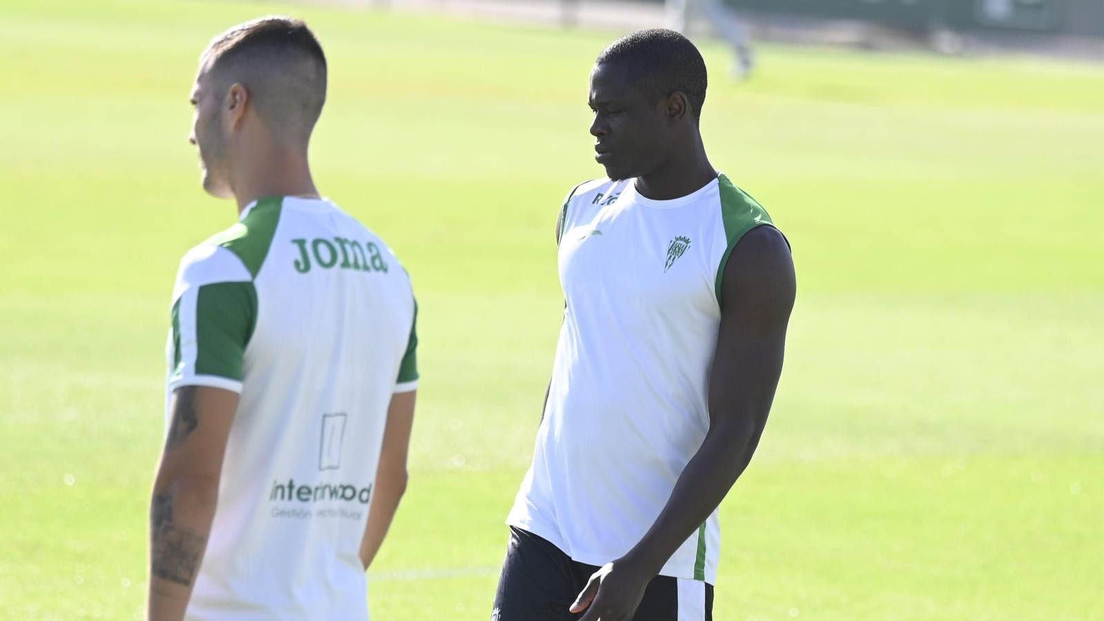 Franck Fomeyem, en un entrenamiento del Córdoba CF en la Ciudad Deportiva.