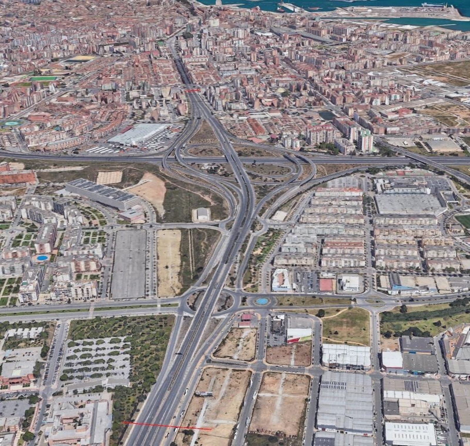 La carretera del Guadalhorce a su paso por Málaga capital.