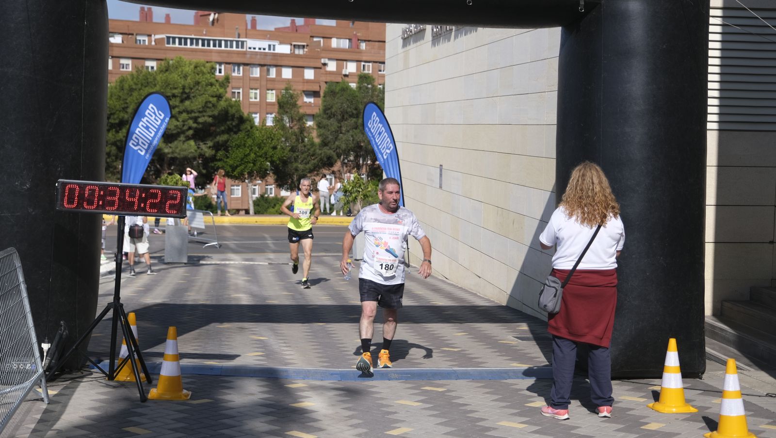 Imágenes de la II Carrera Sin Humo, en Almería