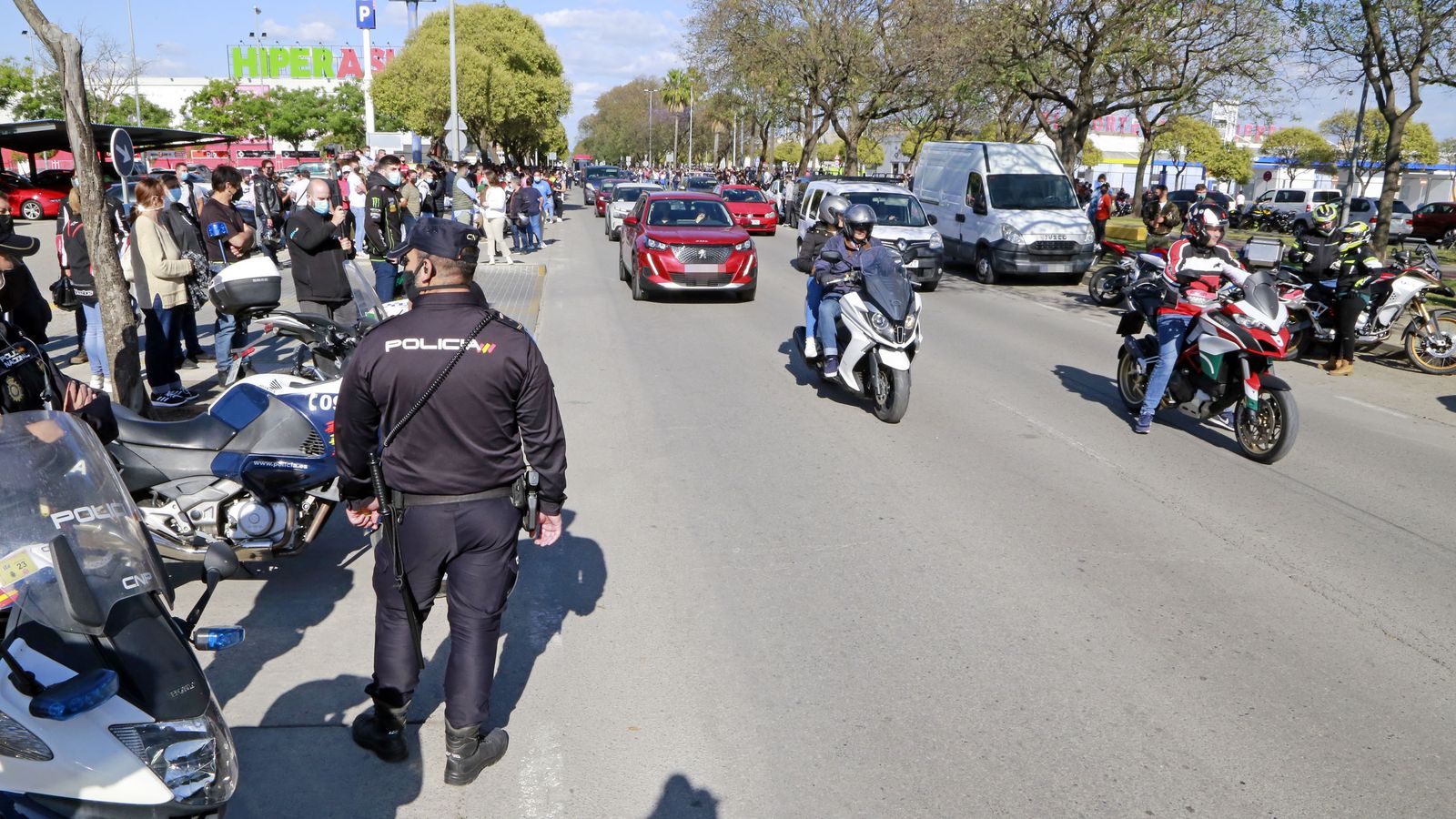 Imágenes del ambiente motero en Jerez