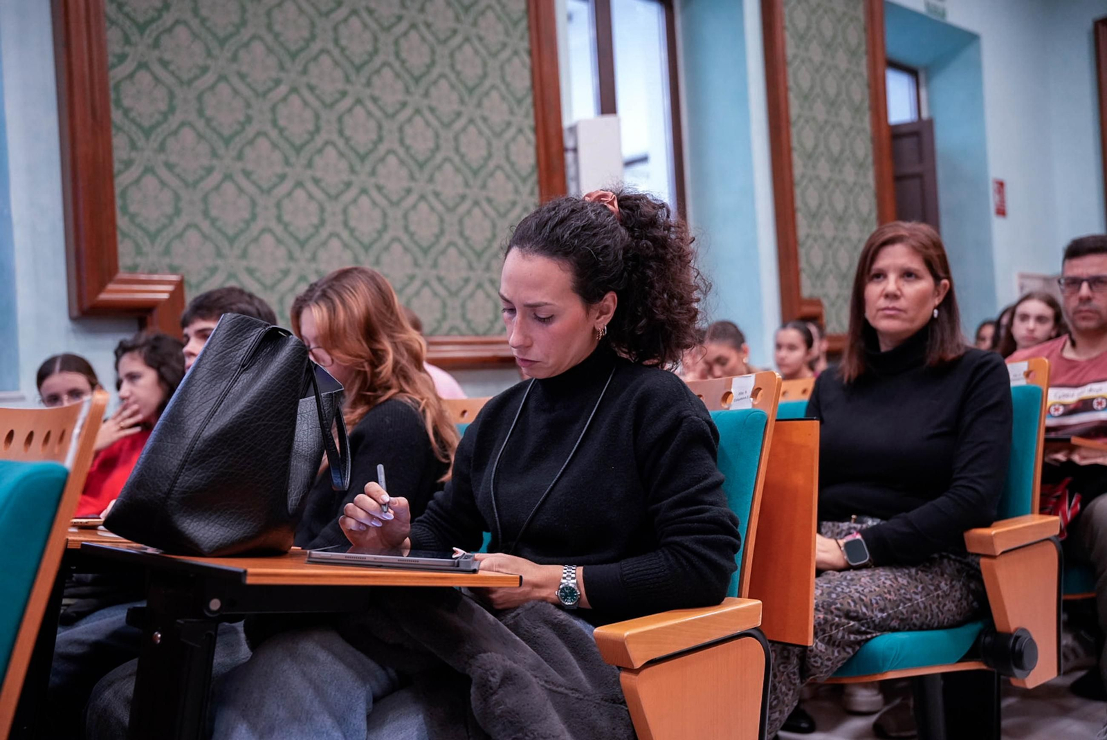 Las imágenes de la III Jornada de Tráfico, Seguridad Vial y Medicina Legal de la UNED de Almería