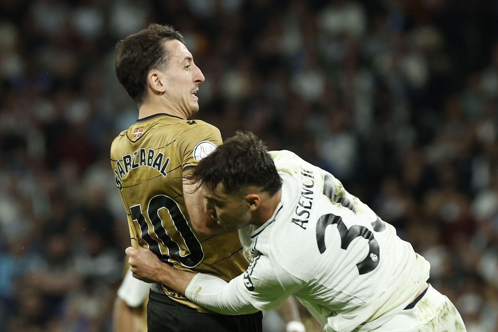 Las fotos del Real Madrid - Real Sociedad camino del Estadio de la Cartuja
