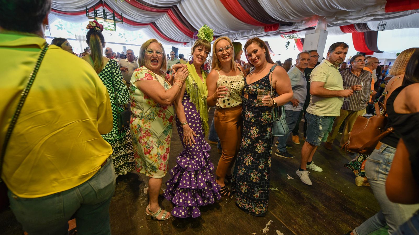 Búscate en las fotos del sábado en la Feria de Los Barrios 2023