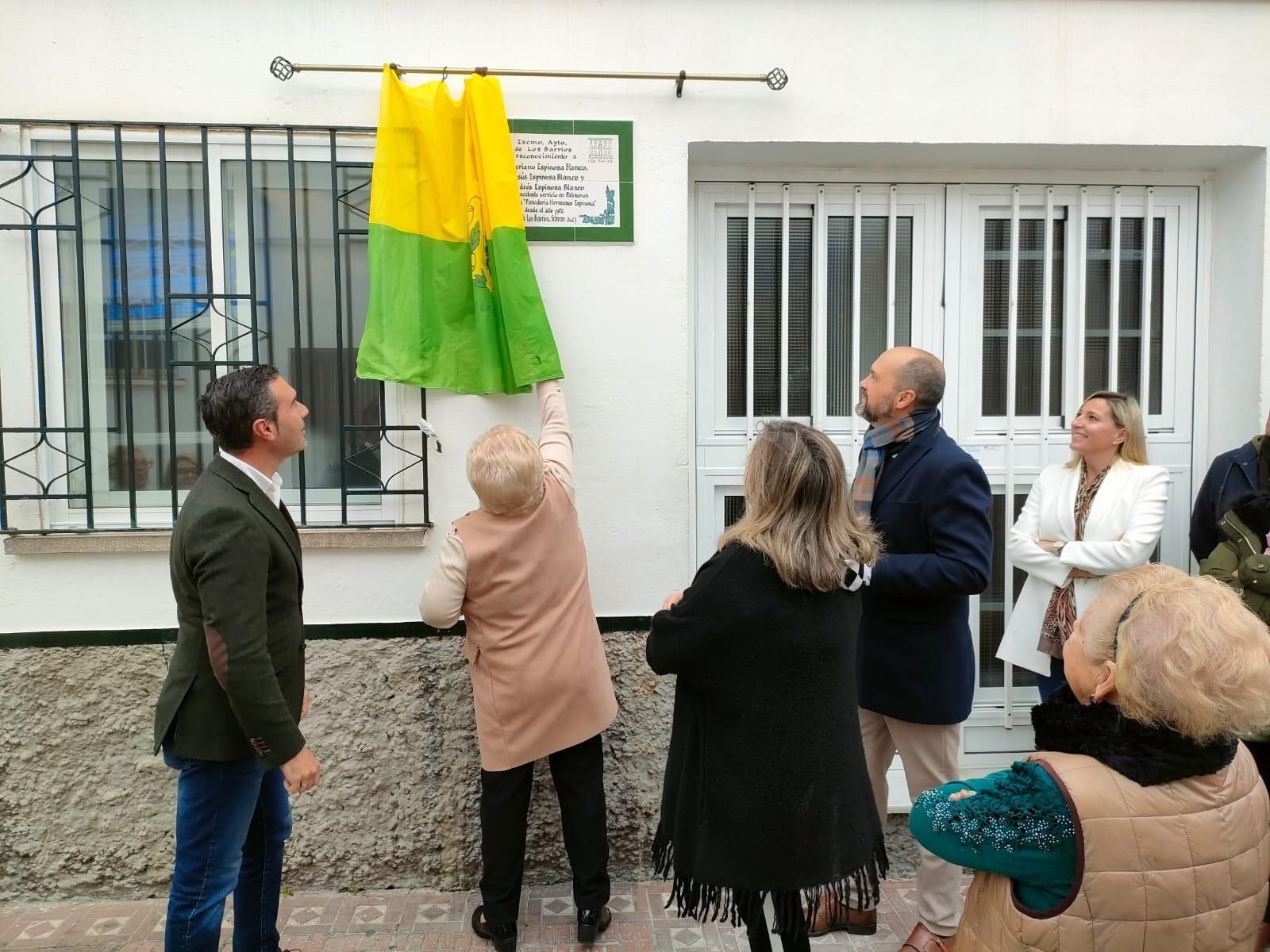 Reconocimiento de la panadería Hermanos Espinosa de Palmones.