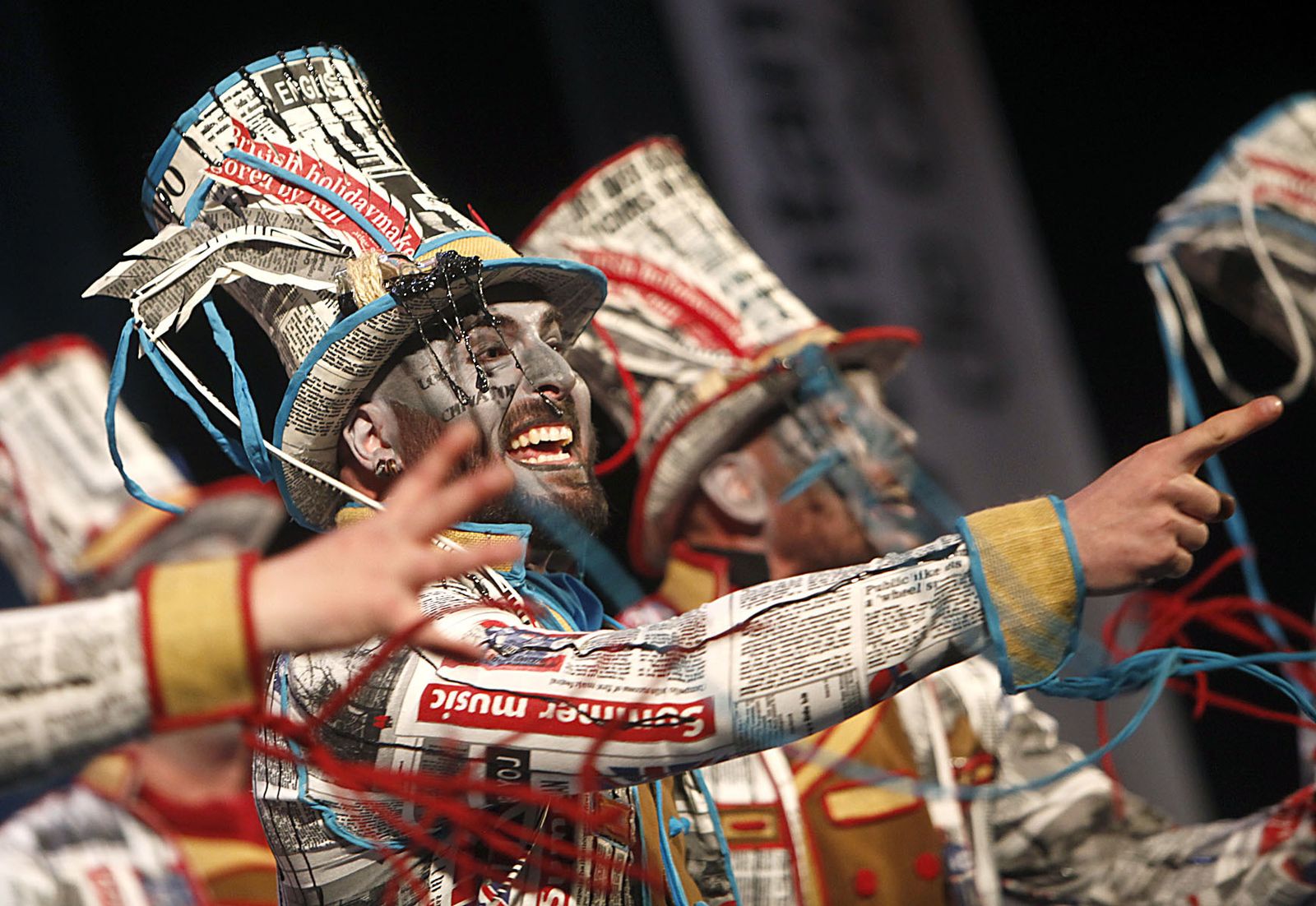 Las imágenes de la decimoctava función de clasificatorias