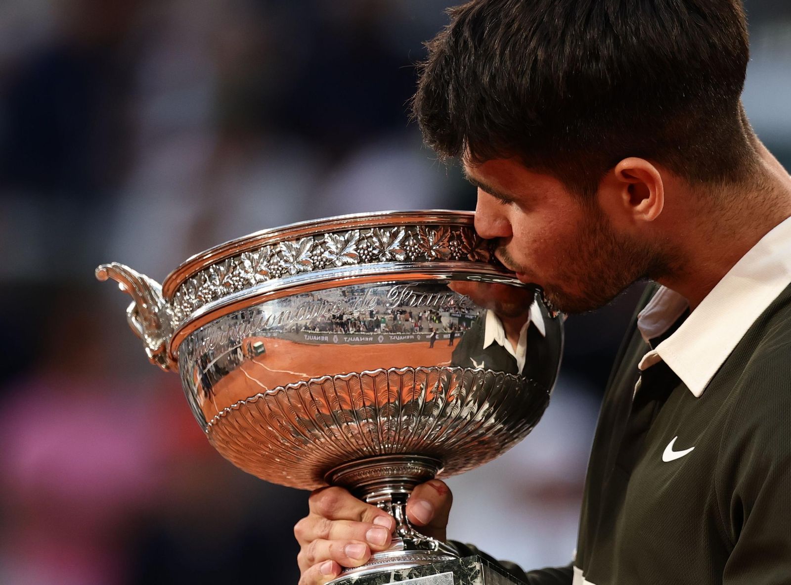 Las fotos de la celebración de la victoria de Carlos Alcaraz en Roland Garros
