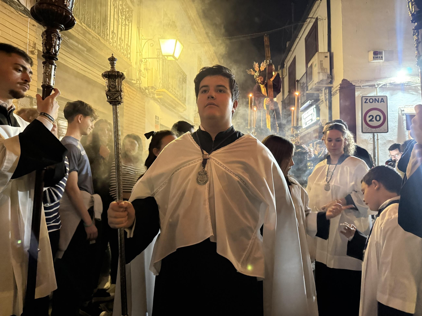 Las mejores fotos de un Viernes de Dolores de vía crucis como prólogo de la Semana Santa de Córdoba