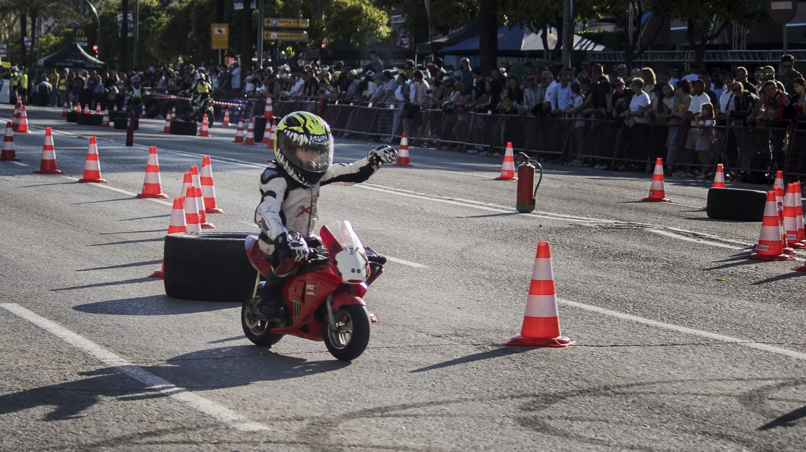 Búscate en el ambiente motero del sábado del Gran Premio de Jerez 2025