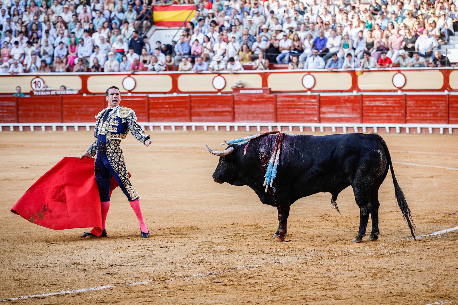 Imágenes de la corrida de toros en El Puerto: Manzanares, Roca Rey y Pablo Aguado