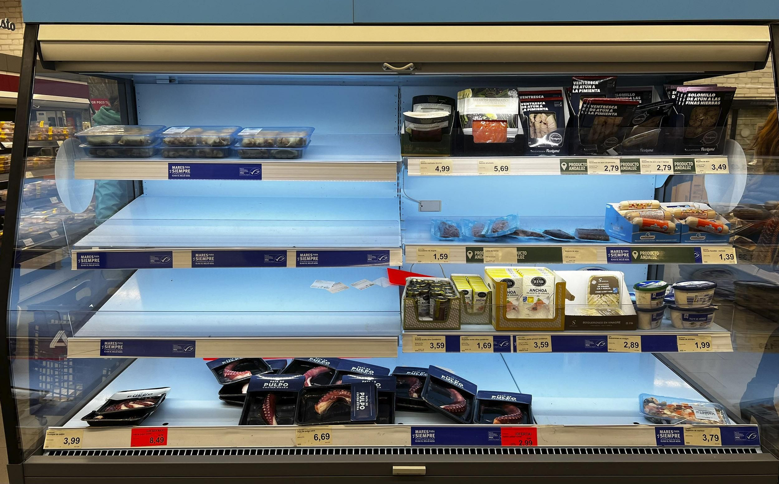 Desabastecimiento de alimentos en los supermercados de Sevilla