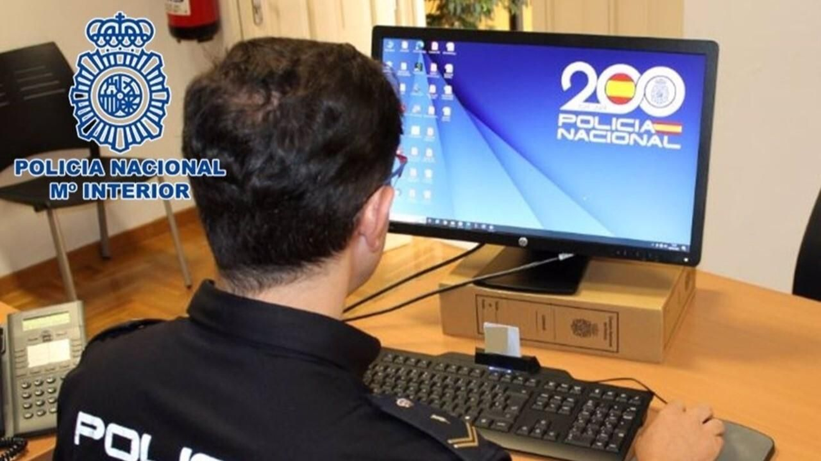 Agente de la Policía Nacional.