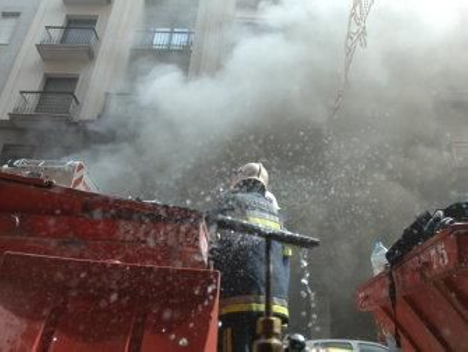 El pub Ganivet 13, en llamas