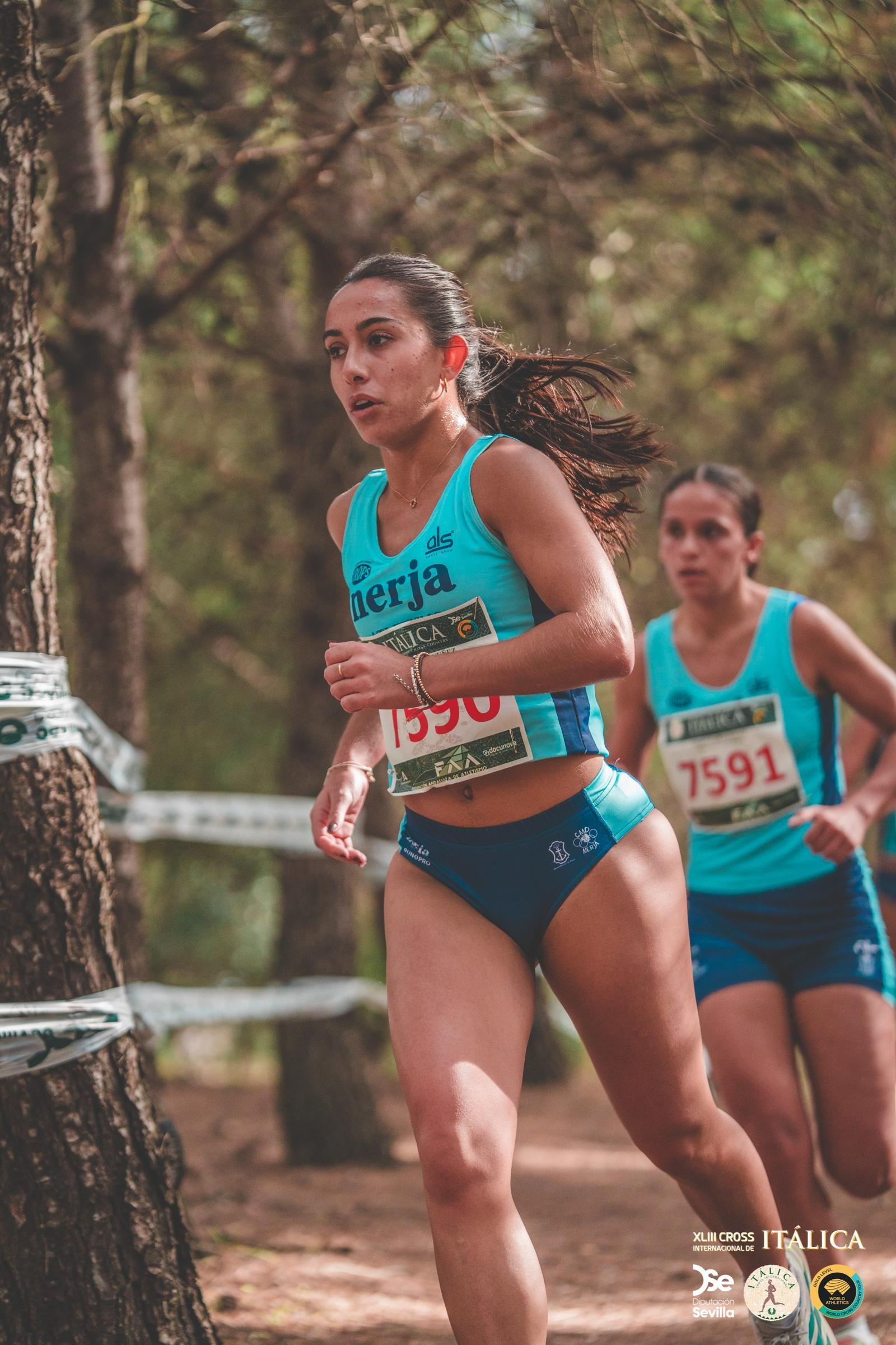 Búscate en las fotos del Cross de Itálica 2025 | 4