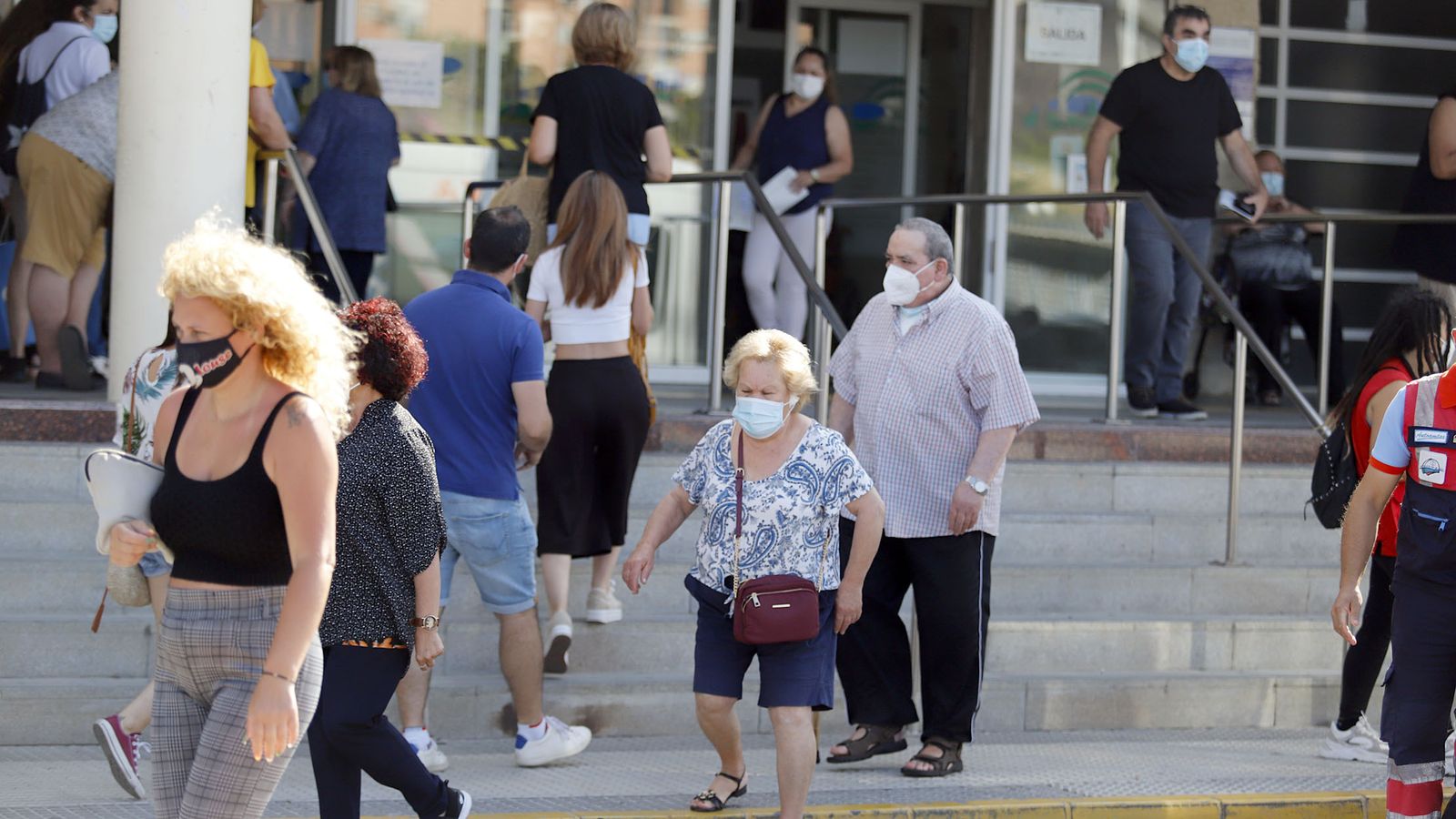 Inmediaciones del hospital Juan Ramón Jiménez.