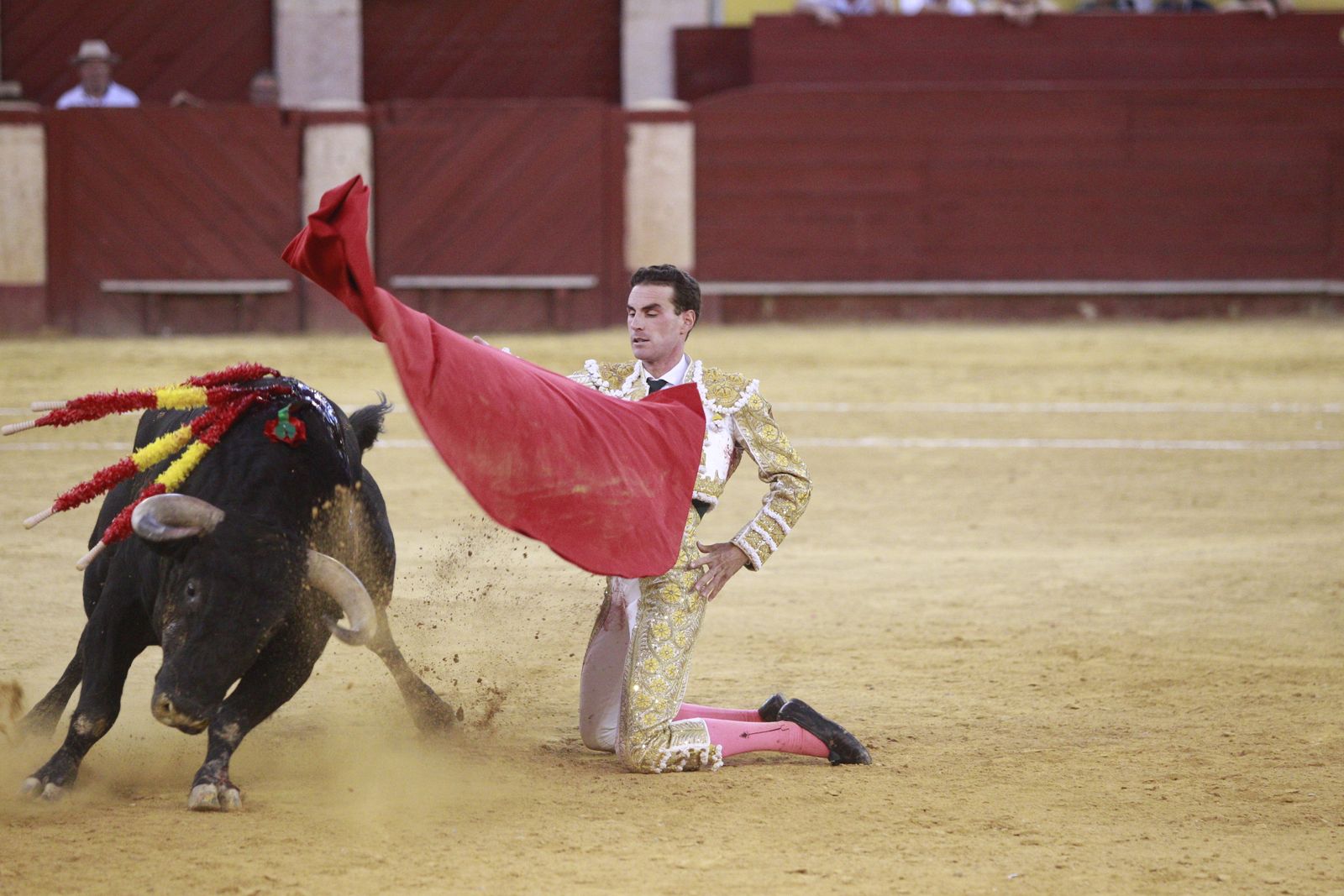 Imágenes de la corrida de toros del jueves en la Feria de Almería 2024