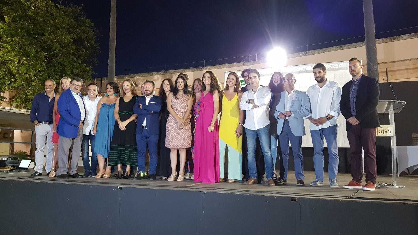 Los galardonados posan ayer en el Baluarte de la Candelaria.