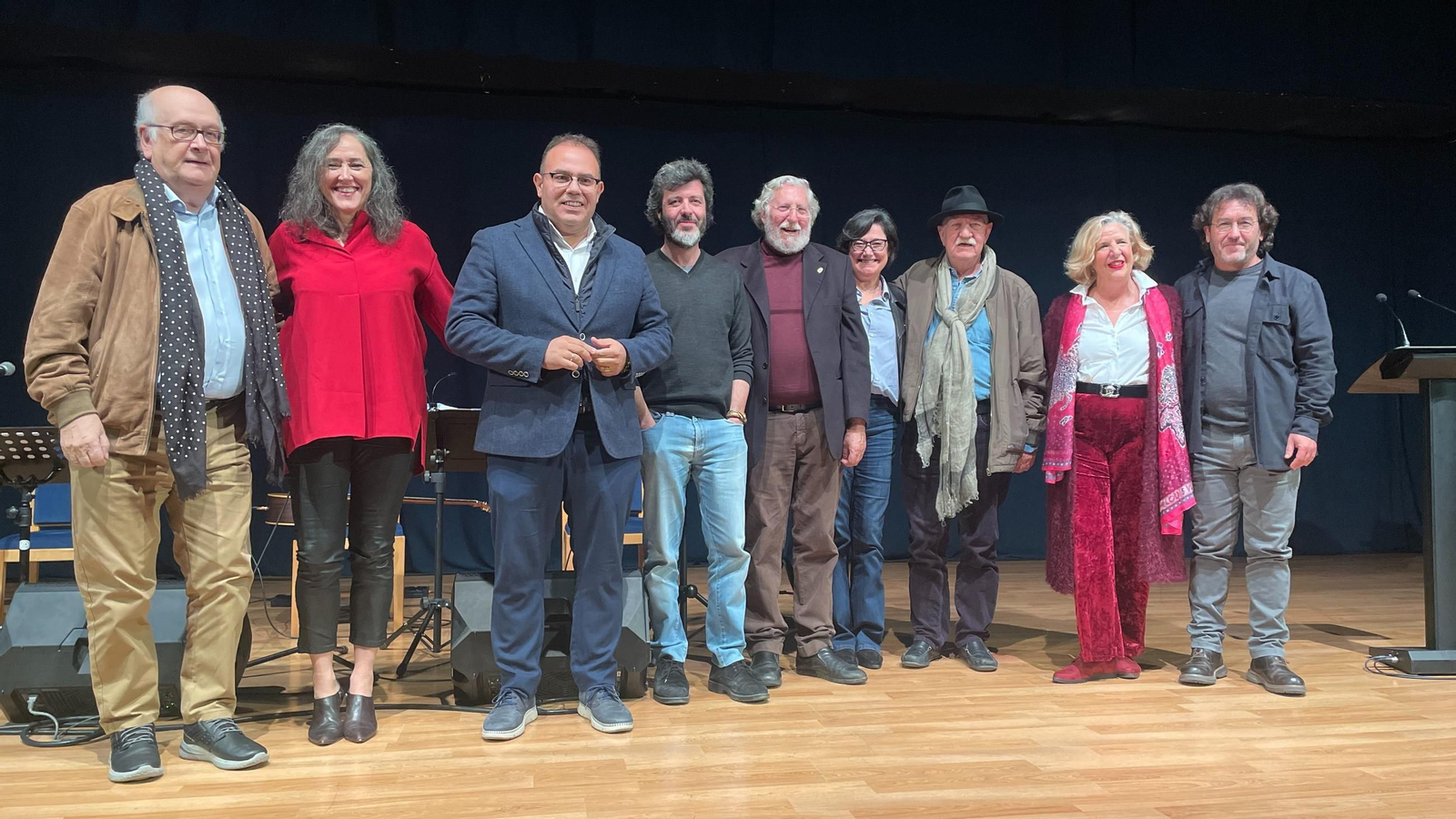 Premio Poesia La Herradura 'Paulino Álvarez' Premio Poesia La Herradura 'Paulino Álvarez'