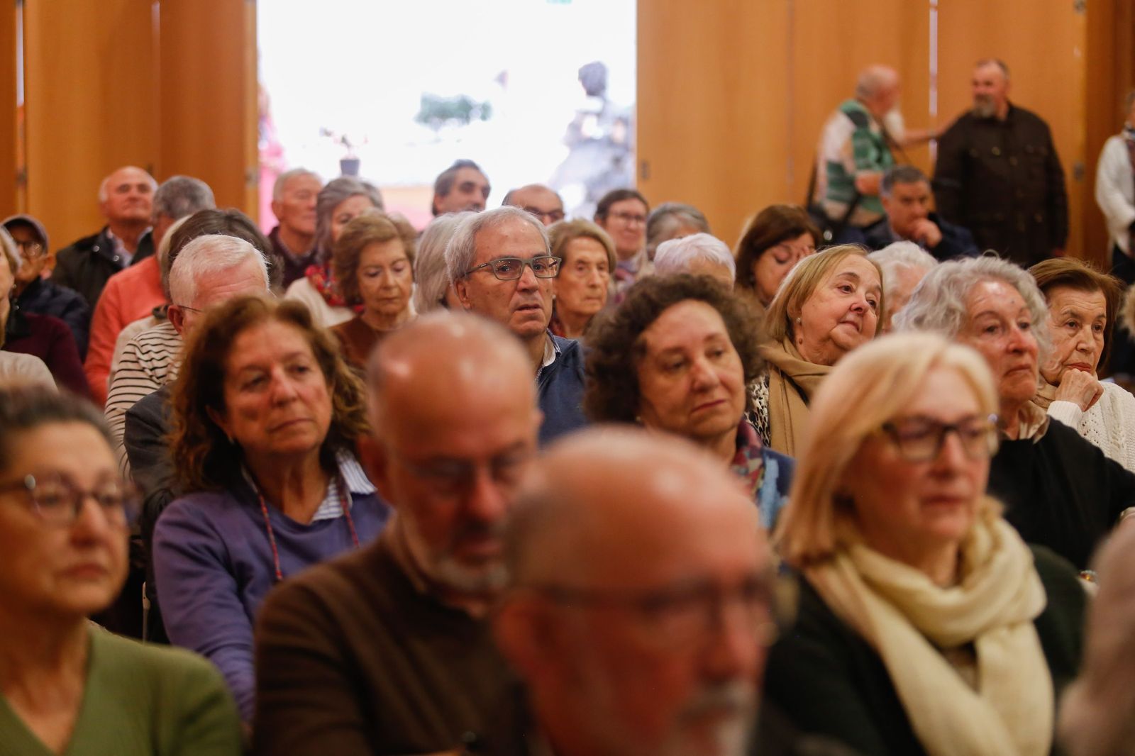 Conferencia del padre Pedro Gómez sobre Jesús de Nazaret, en imágenes