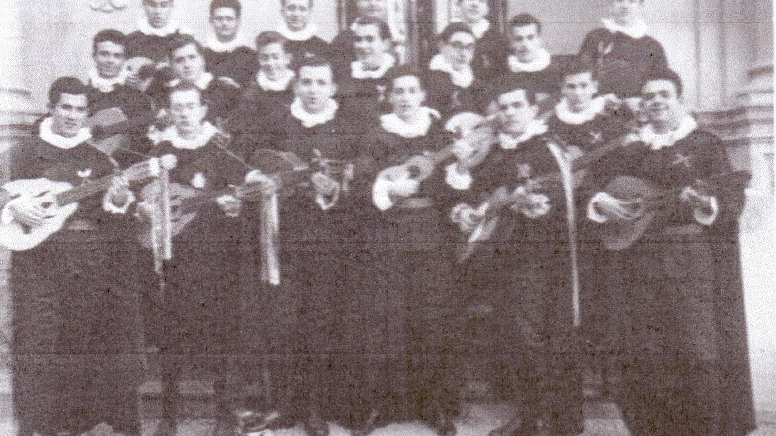 La tuna en el instituto Murillo en 1955.