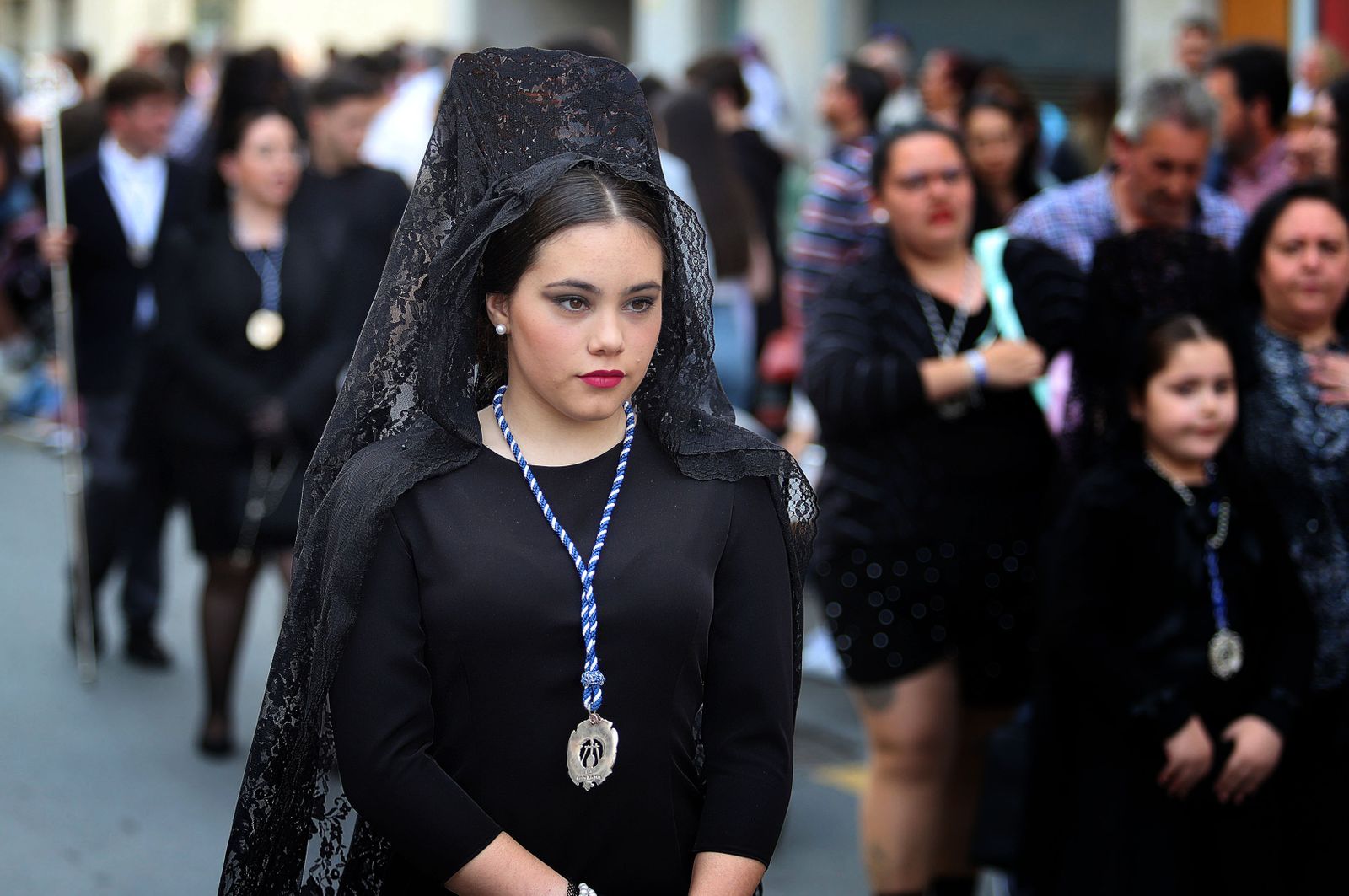 Imágenes de la procesión de la Virgen de los Dolores por Las Colonias