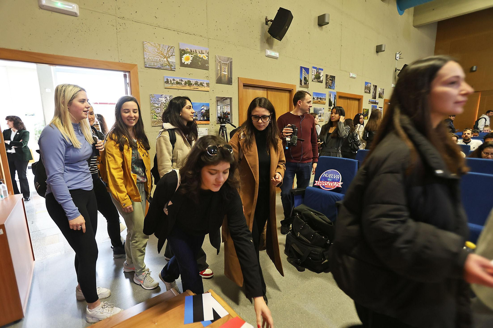 Imágenes de la Welcome Ceremony para dar la bienvenida al alumnado Erasmus que estudiará en la UHU
