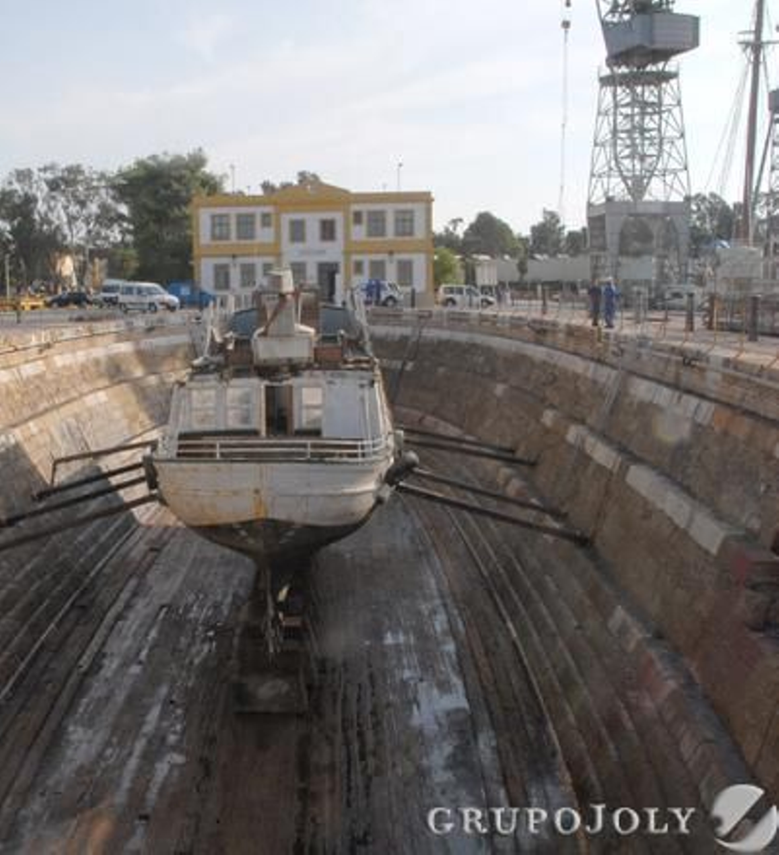 El Vaporcito se encuentra ya en el dique seco de los astilleros de San Fernando a la espera de una decisión sobre su futuro.

Foto: Elias Pimentel