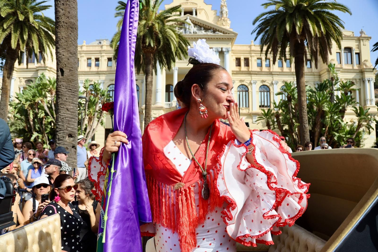 La Romería al Santuario de la Victoria que inicia la Feria de Málaga, en fotos