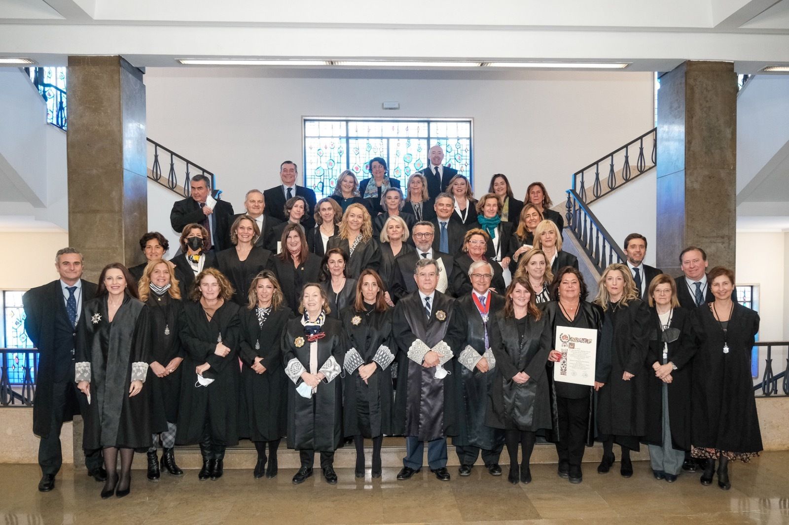 Procuradores que recibieron la medalla de los 25 y 35 años de profesión