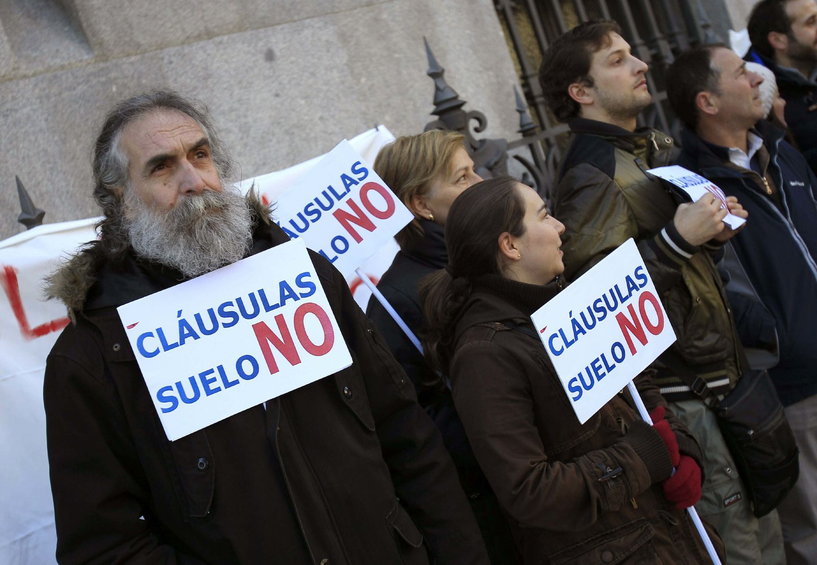 Protesta en contra de las cláusulas suelo en la sede del Banco de España, en el año 2014.