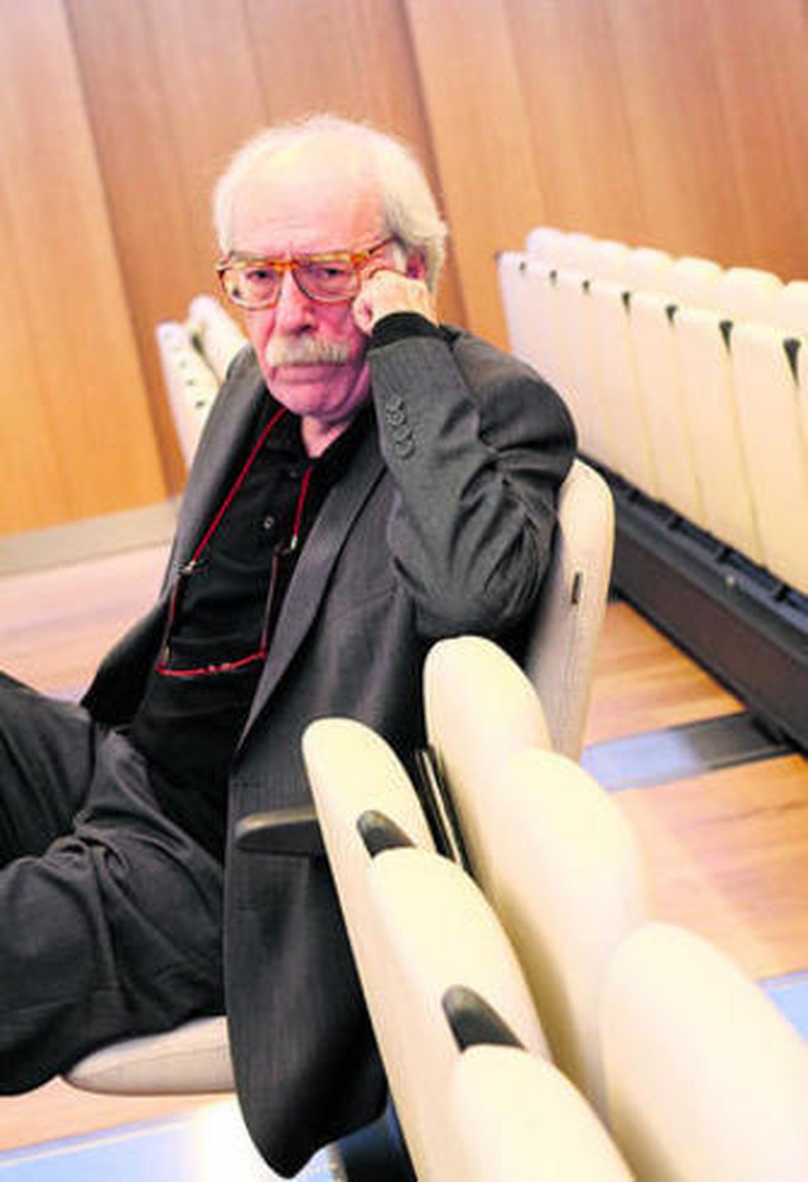 "Mentiría si dijera que he sentido miedo a ETA, sentí pena y asco"