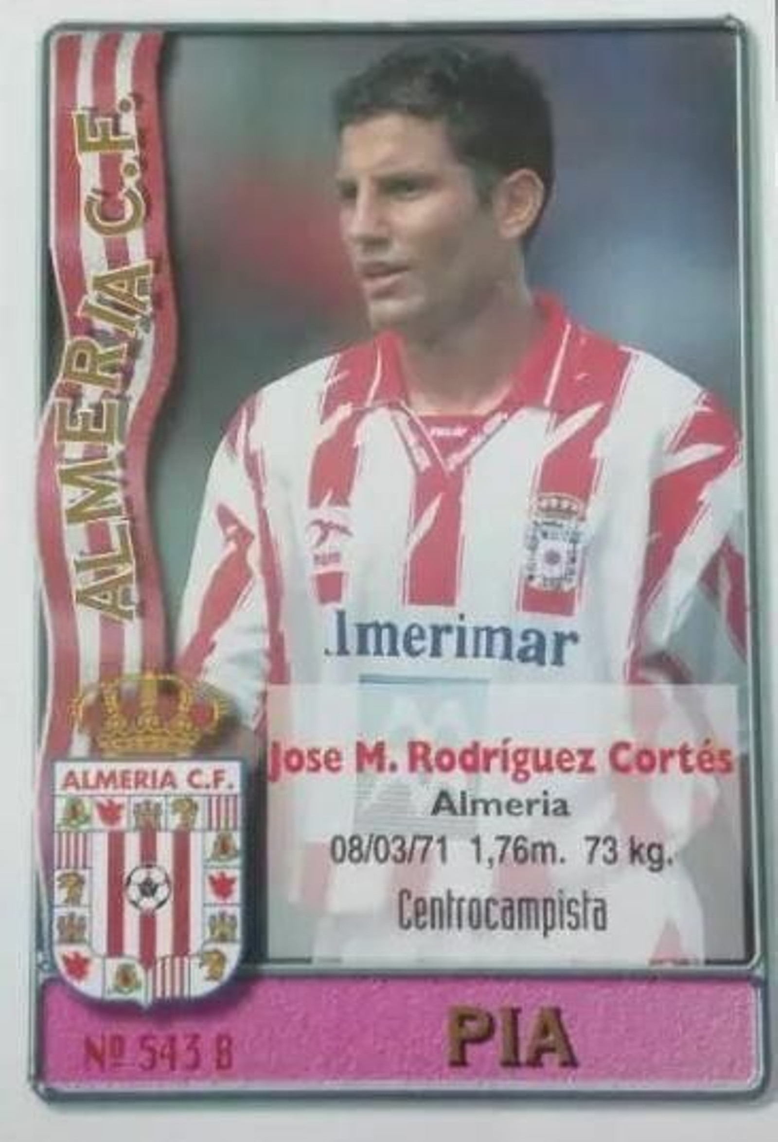 Pía, con la elástica del CF en un cromo.