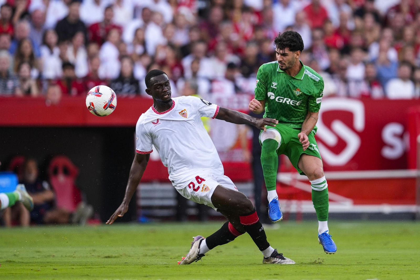 El derbi Sevilla-Betis, en imágenes