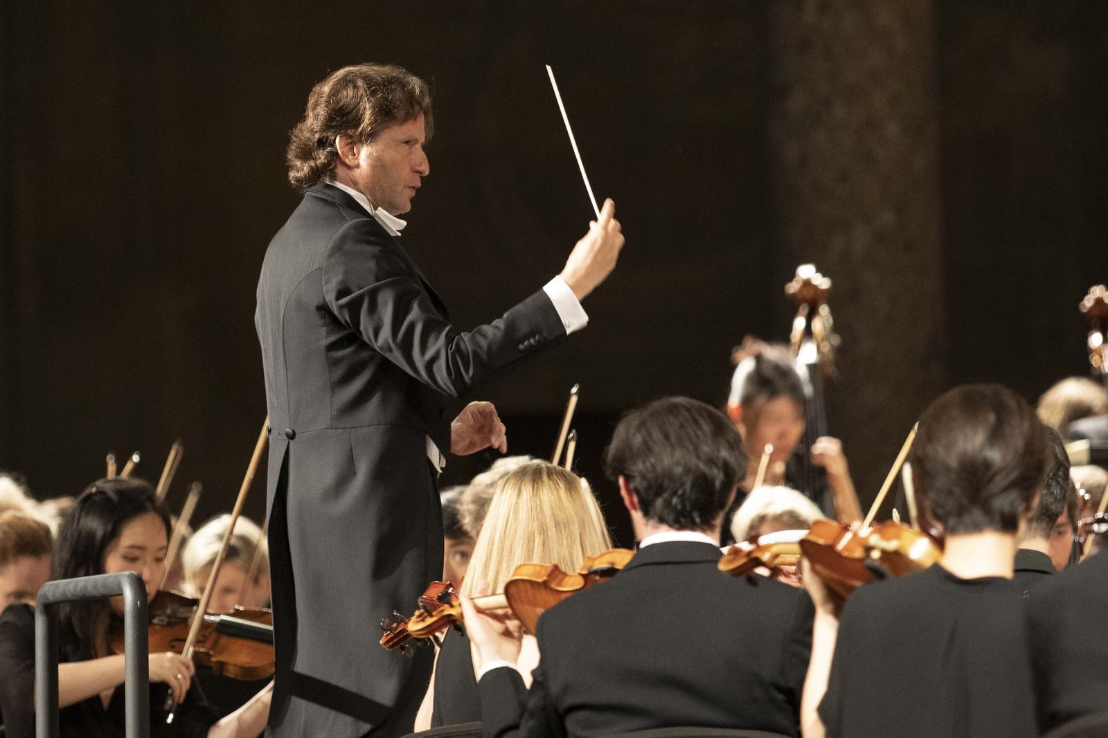 Así ha sido el concierto de la Filarmónica de Luxemburgo en el Palacio de Carlos  V  durante el Festival de Música y Danza de Granada