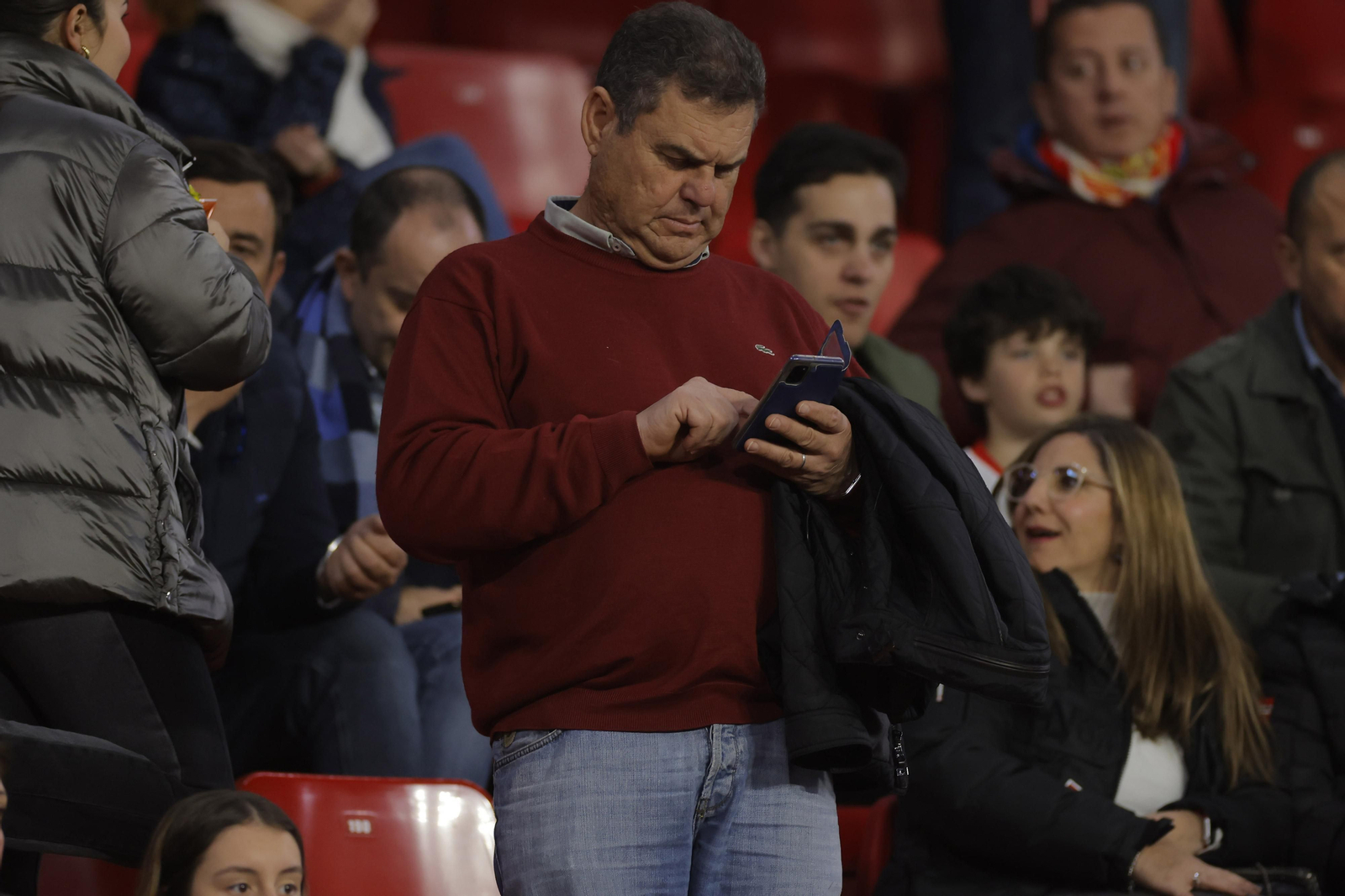 Búscate en las fotos del SEVILLA FC-PSV EINDHOVEN