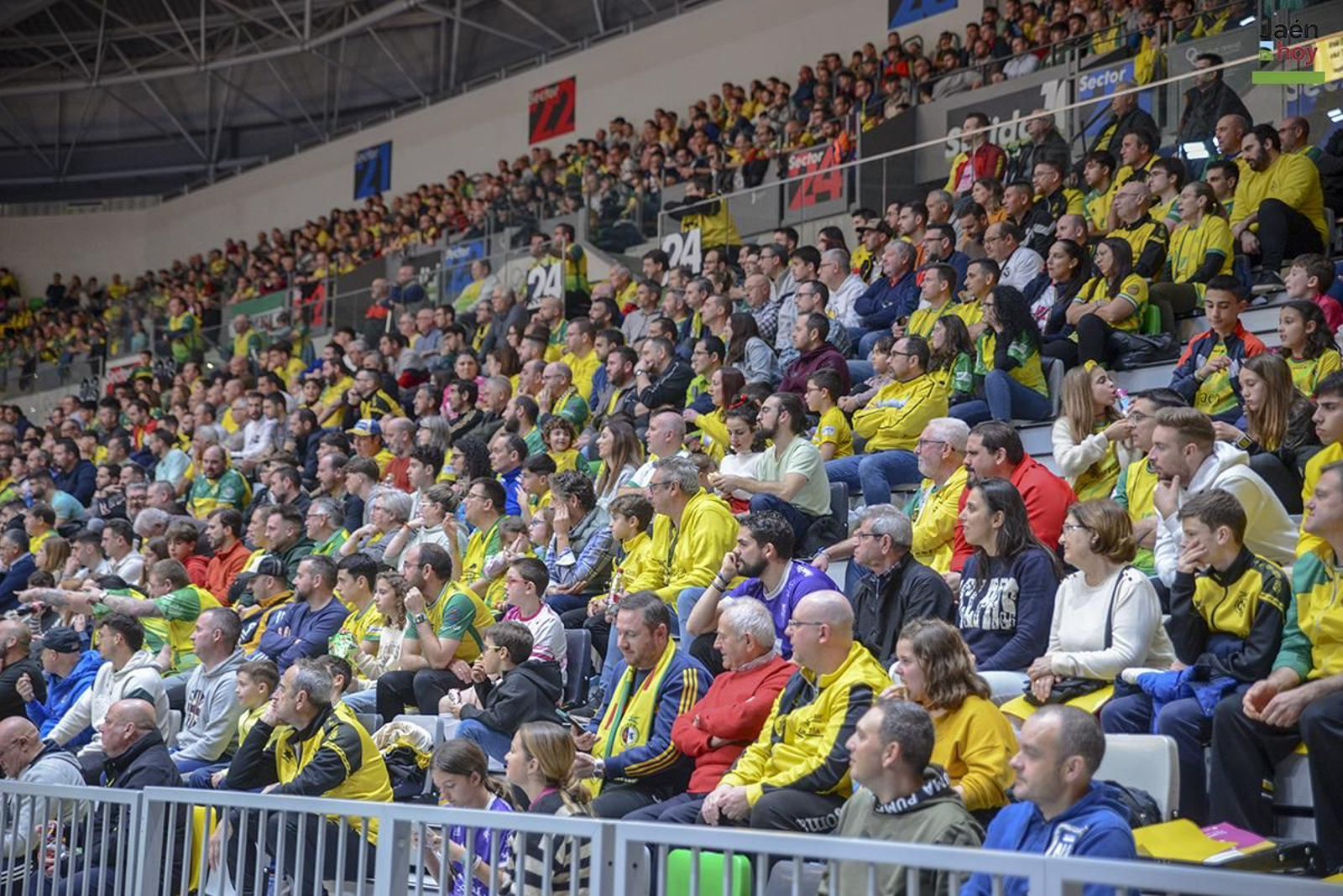 Búscate en las gradas del Olivo Arena en el Jaén Paraíso Interior - Inter Movistar