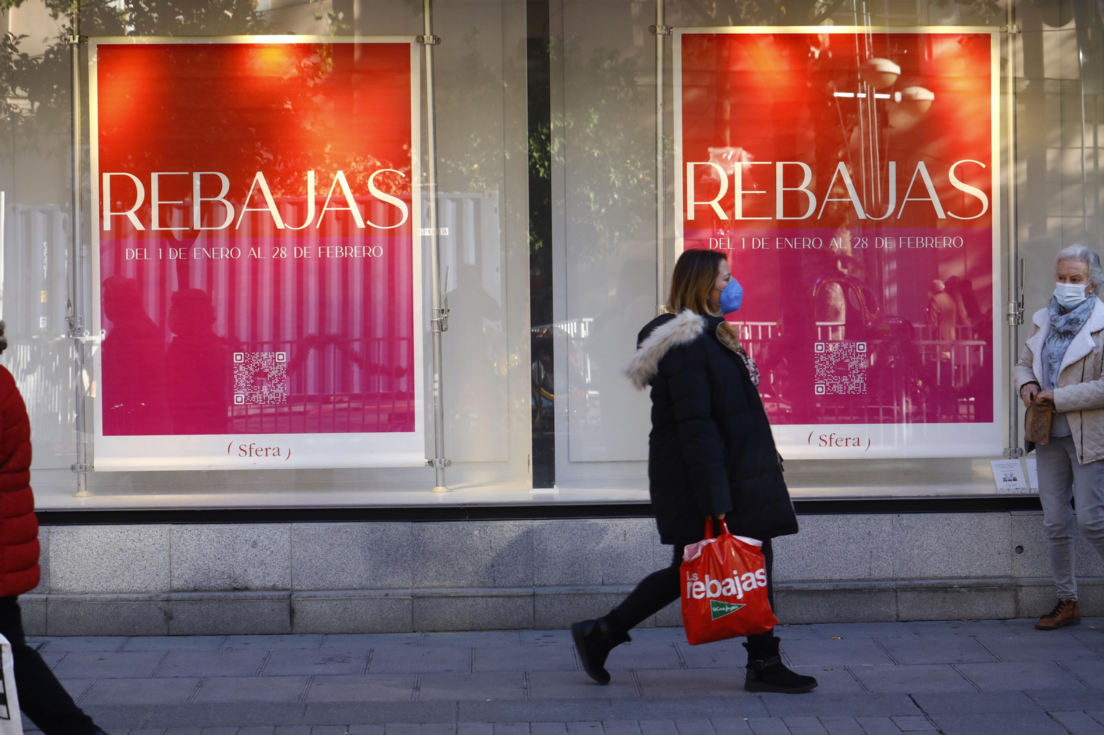 Así ha sido el primer día de rebajas en Córdoba, en fotografías