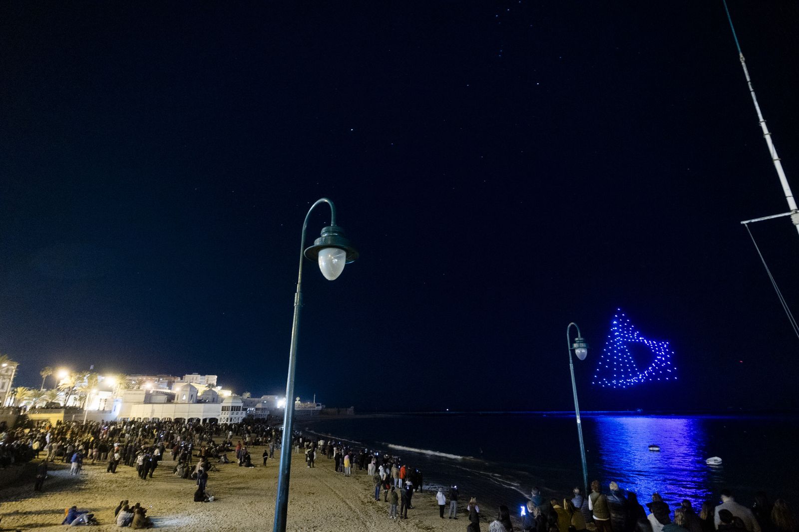 Las imágenes de la quema de la Bruja Piti y espectáculo de luz y sonido