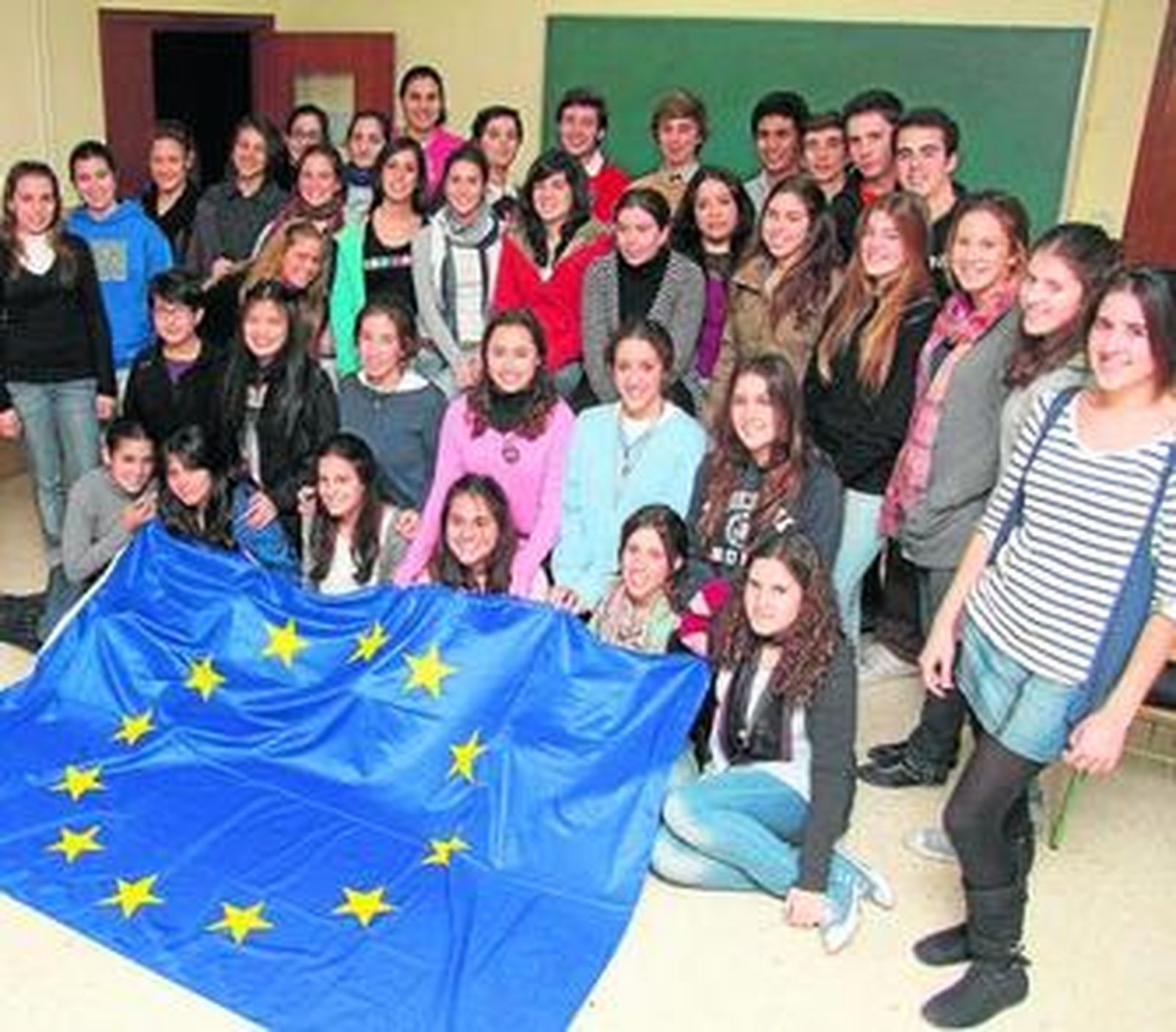 Los alumnos de Las Esclavas que han participado en el premiado proyecto 'Magic But Real Experiment'.