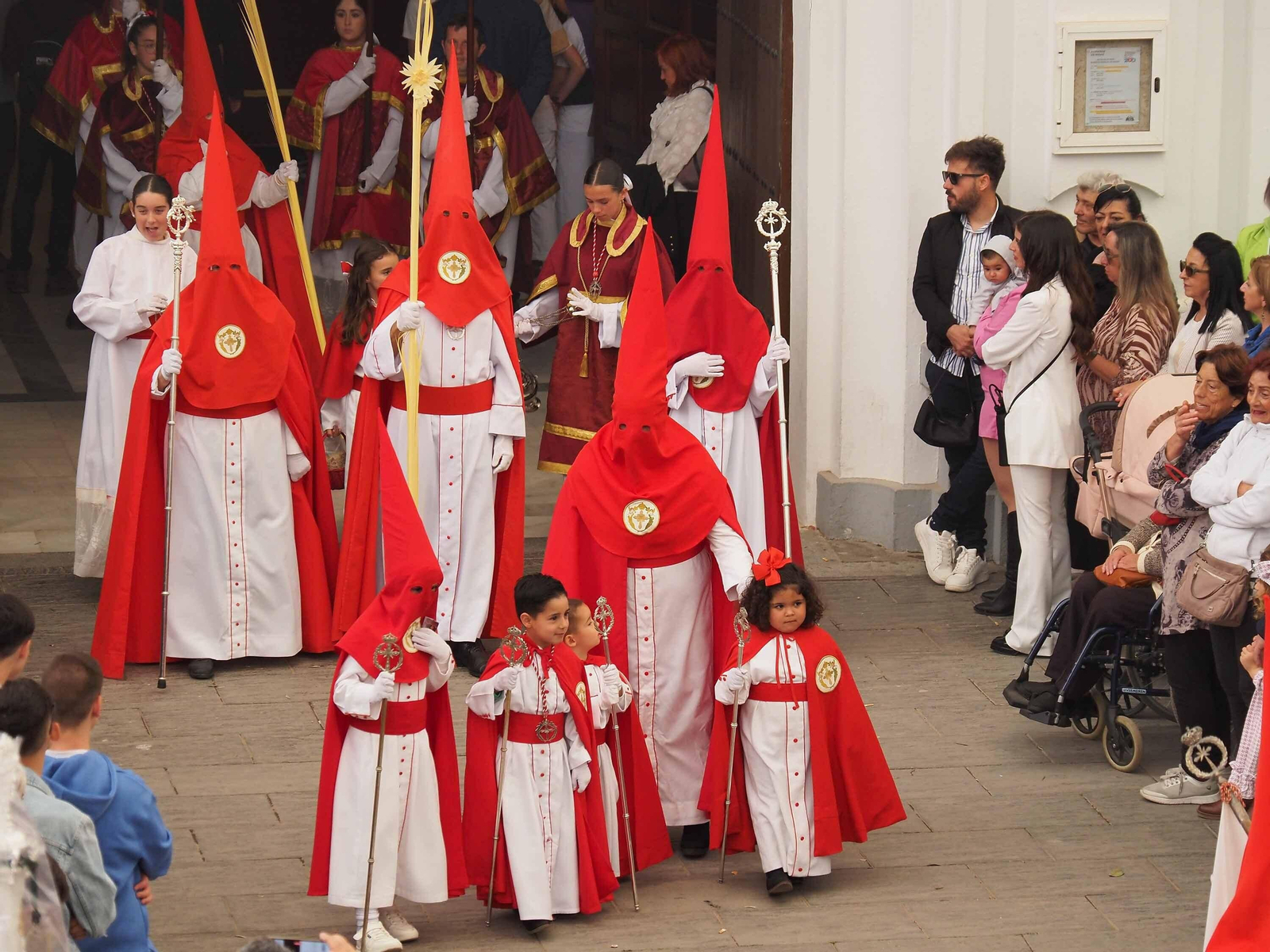 Las mejores imágenes de 'La Mulita' en Isla Cristina, única procesión en la tarde del Domingo de Ramos en la costa onubense