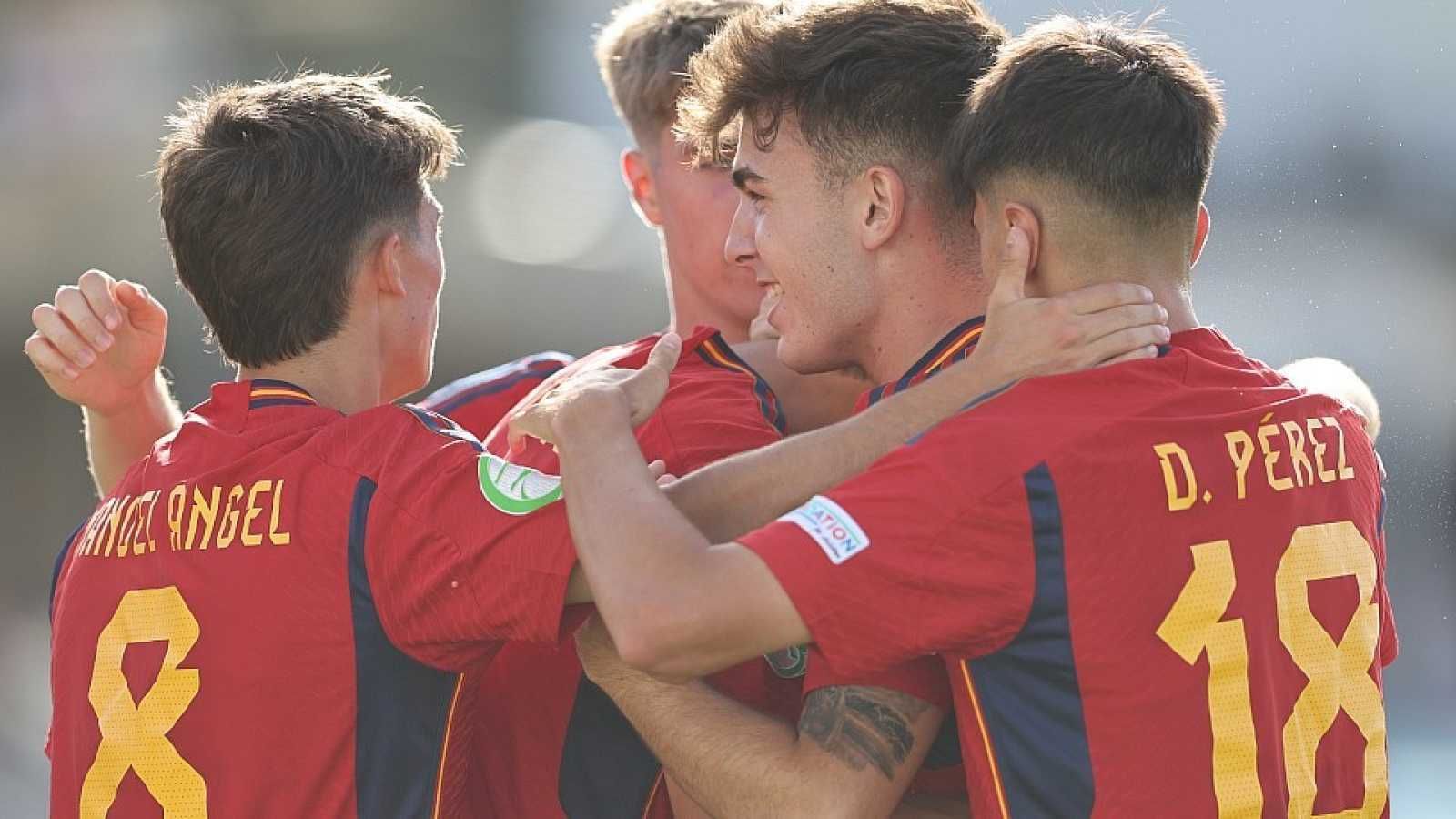 España ganó 0-5 a Grecia